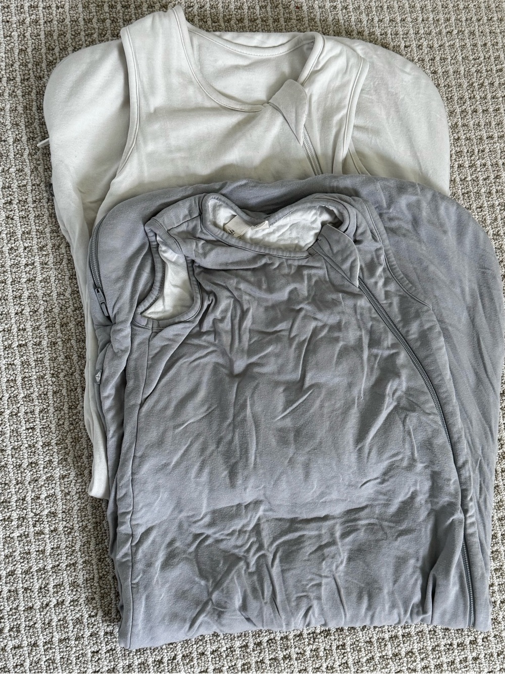 Kyte Baby Sleep Bag 1.0 set in Cloud and Storm 6-18 months
